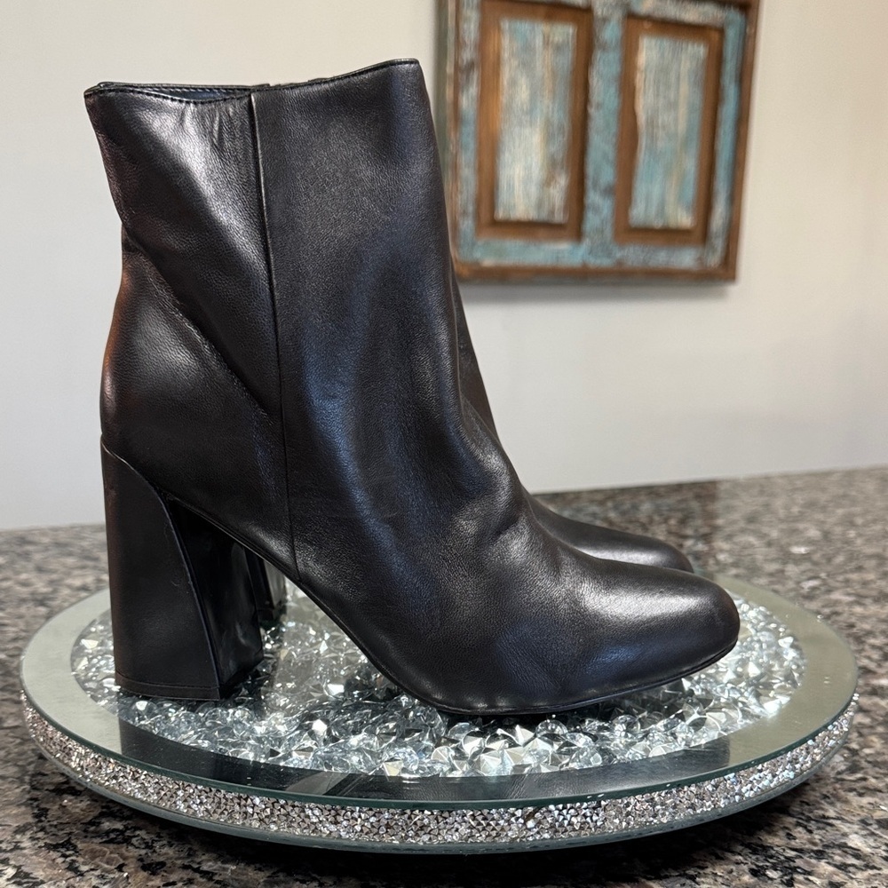 Nine West Sleek Black Ankle Booties NEW 7.5